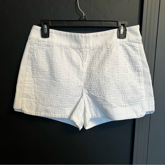 J. Crew Pants - J Crew women’s shorts 100% cotton eyelet patter size 6 old many, summer vibes